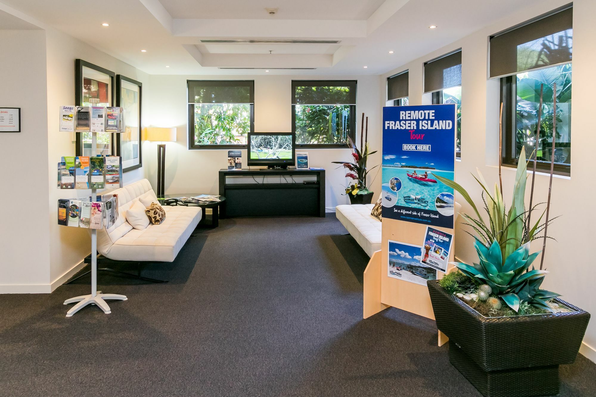Grand Mercure Allegra Hervey Bay Kültér fotó Fraser Island Visitor Centre