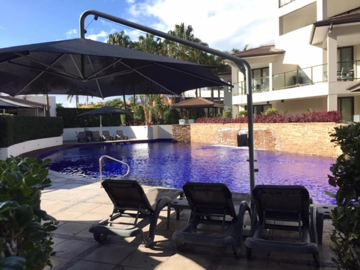 Grand Mercure Allegra Hervey Bay Kültér fotó The swimming pool at the hotel